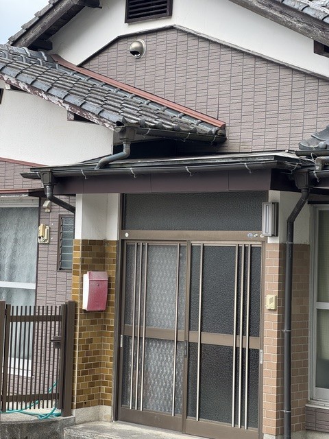 リフォーム前の玄関周り